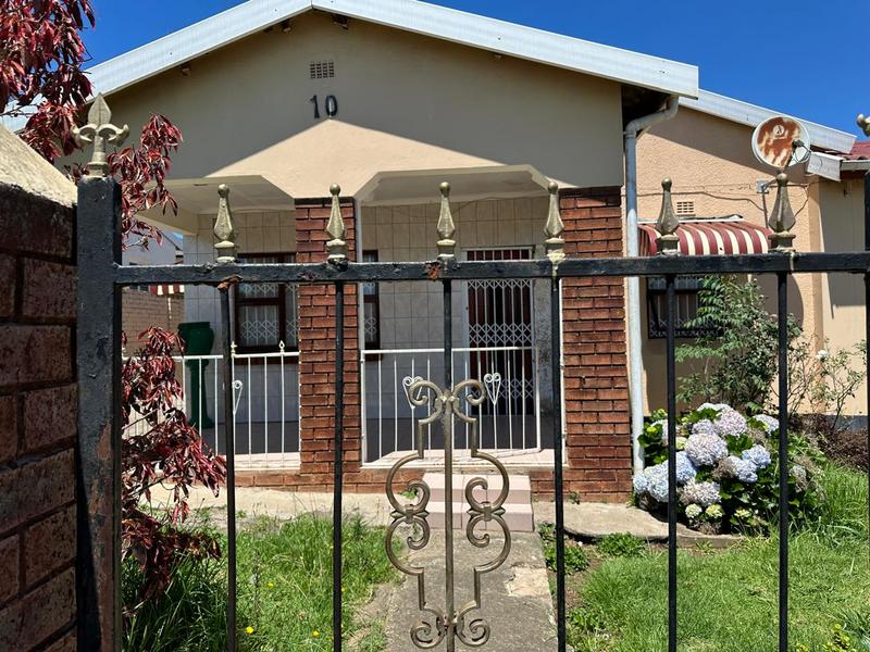 3 Bedroom Property for Sale in Ikwezi Eastern Cape